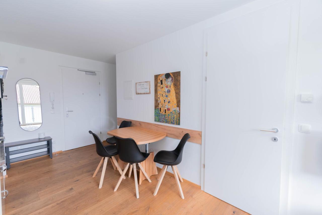 Modern Apartment With Private Balcony Near City Center Viena Exterior foto